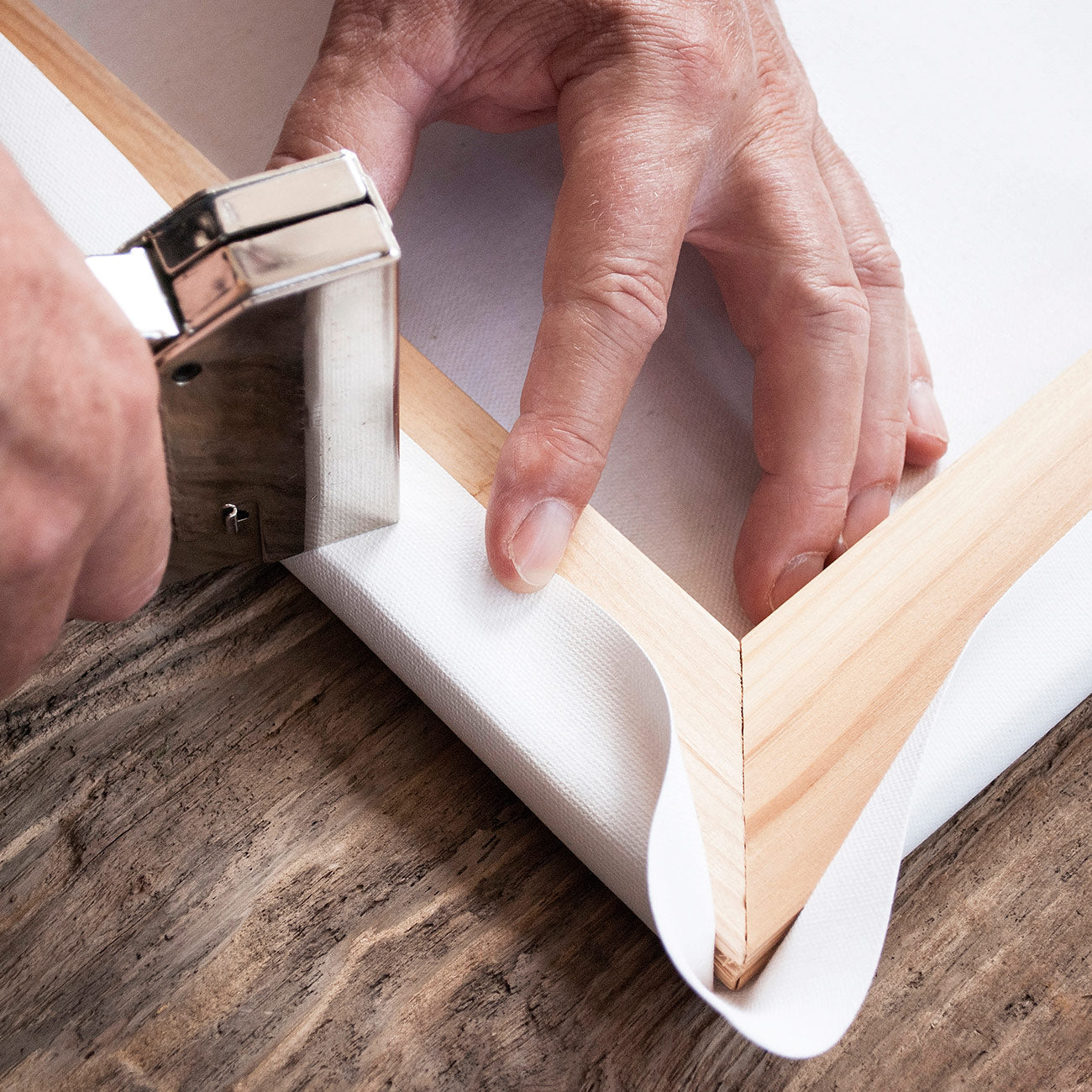 Leinwand auf Holzrahmen mit Fotodruck und Calla-Motiv – personalisierbar mit Datum