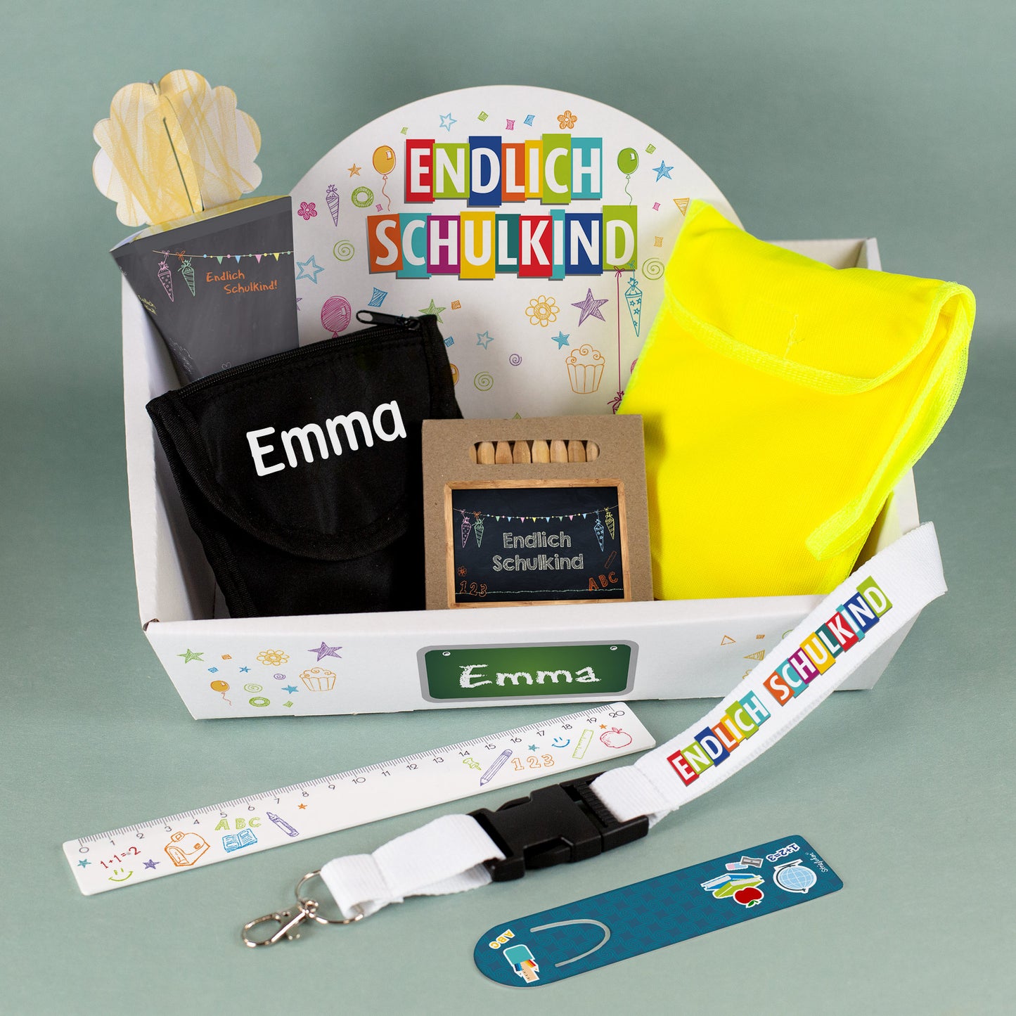 Personalisiertes Geschenkset zur Einschulung mit 8 Teilen | Endlich Schulkind