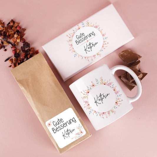 Personalisierte Schokolade, Tasse und Teepackung mit Name