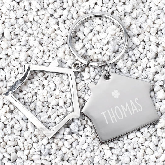 Schlüsselanhänger zweiteiliges Haus graviert mit Name und Kleeblatt