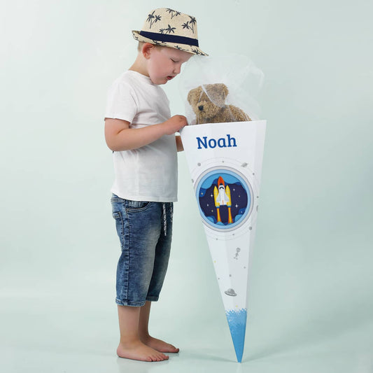 Weltall - Schultüte mit Raumschiff, Sternen und Name