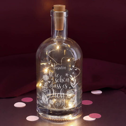 Wie schön, dass es Dich gibt. - LED Glaskaraffe mit Namensgravur