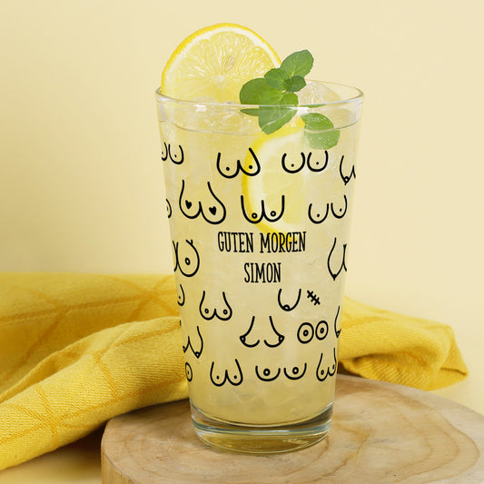 Lustiges Trinkglas mit einem Text Ihrer Wahl bedruckt