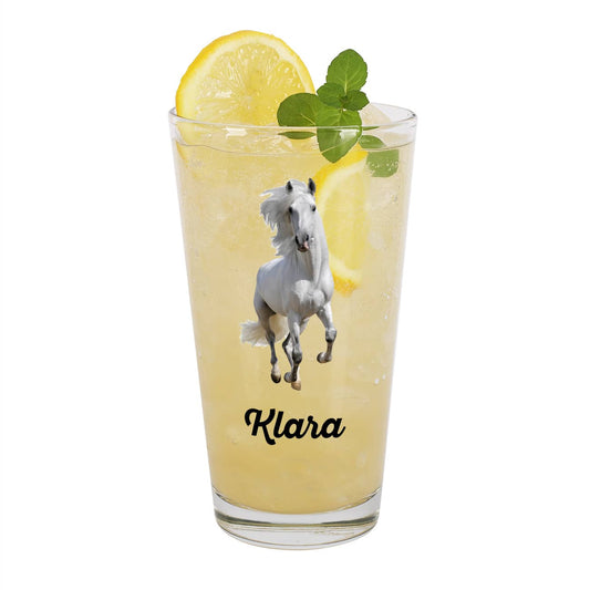 Trinkglas mit weißem Pferd, Schimmel und Name