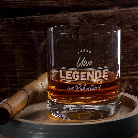Legende in Rente - graviertes Whiskyglas mit Name
