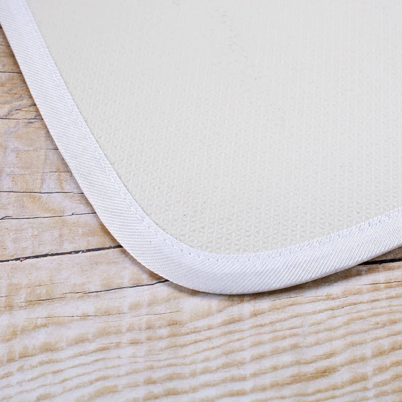 Dekorative Badematte mit Wappen, Initiale und Wunschtext, 76x45cm