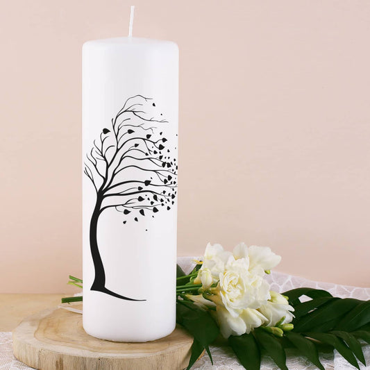 Trauerkerze mit fallenden Blättern, die sich zu roten Herzen wandeln - mit Name und Datum