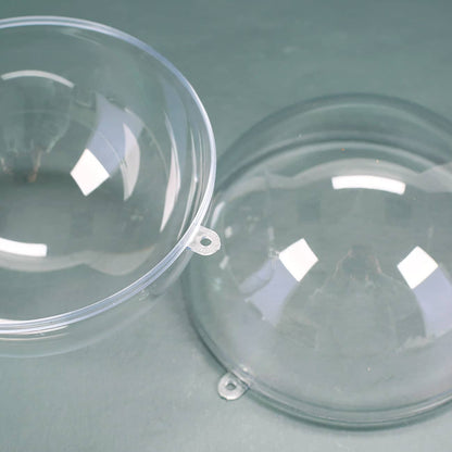 Kugelhälften mit Aufhängung