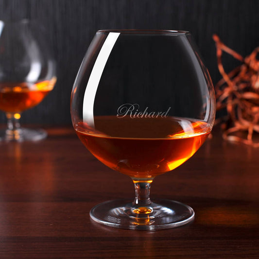 Graviertes Weinbrandglas mit Ihrem gewünschten Namen