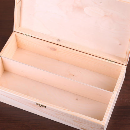 Trennwand aus Holz in der Mitte