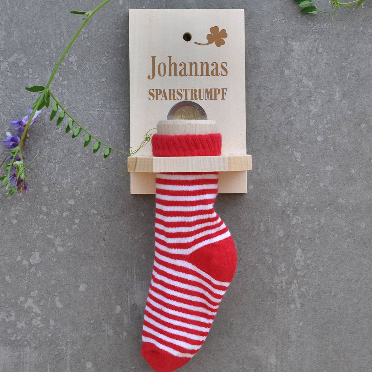 Geldgeschenk Sparstrumpf in rot mit Name