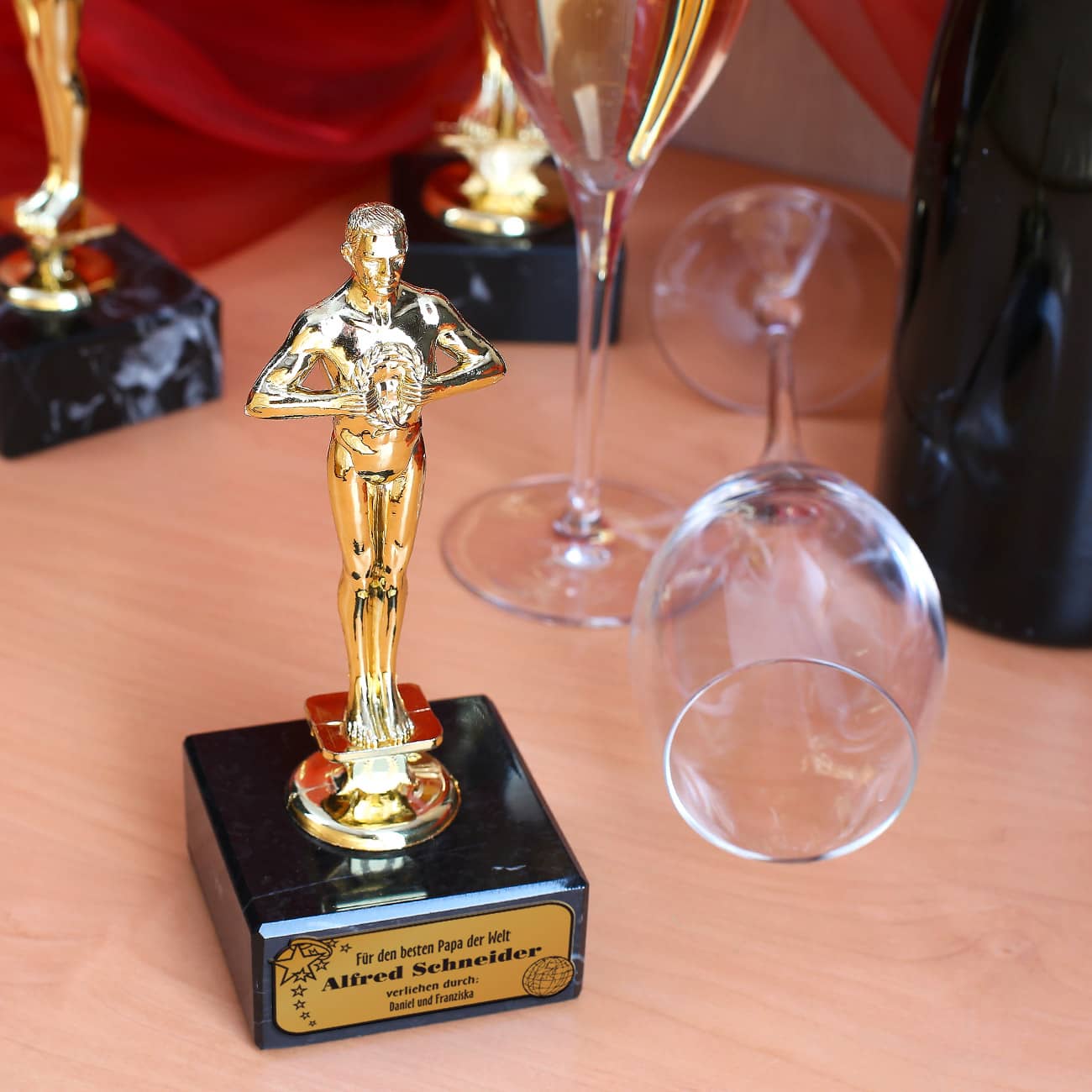 Personalisierter Pokal mit Wunschgravur, klein