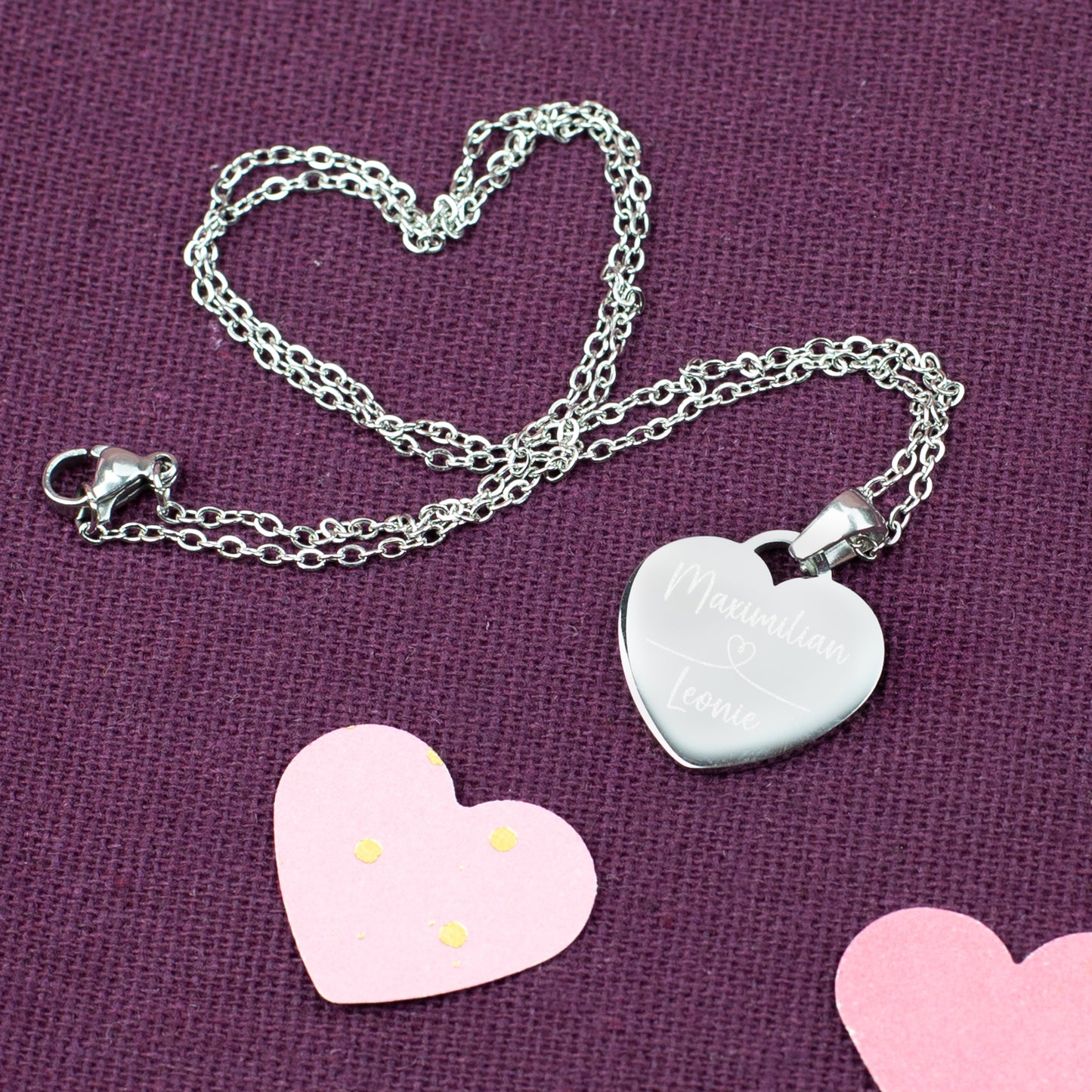 gravierte Herz-Halskette mit den Namen