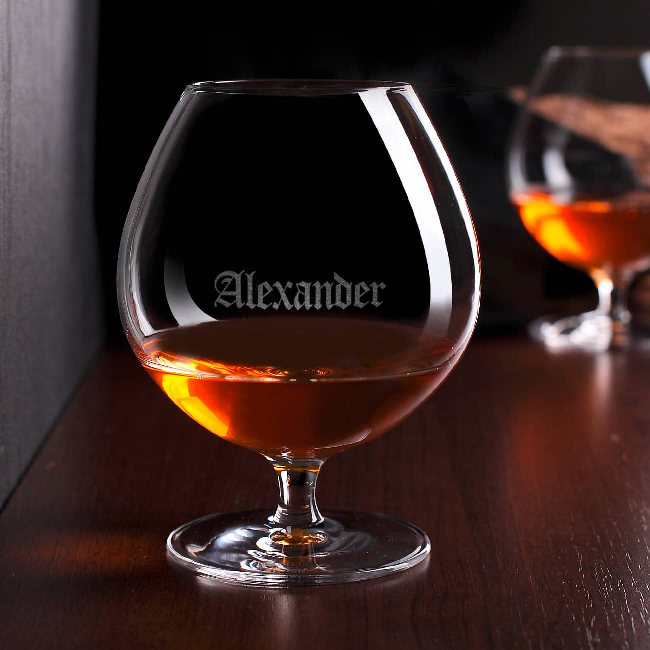 Graviertes Weinbrandglas mit Wunschnamen 