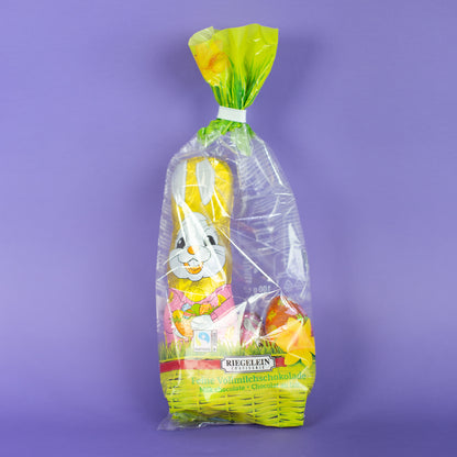 Riegelein Oster-Mischbeutel 100g liegend auf einem lila Untergrund