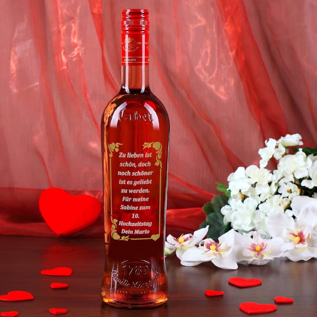 Persönliche Weinflasche mit Gravur in gold und silber