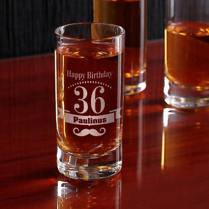 Persönlich graviertes Schnapsglas zum Geburtstag
