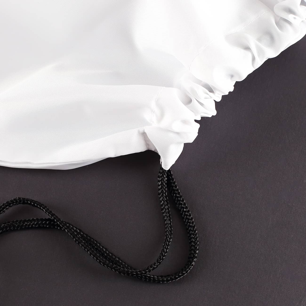 Sportbeutel mit Regenbogenmotiv und Name für Mädchen