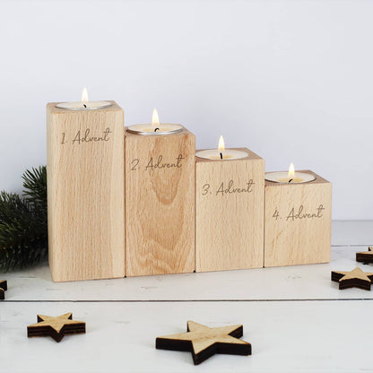 Holz-Adventskranz aus vier Teelichthaltern mit Gravur
