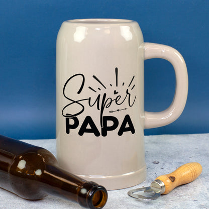 Bierkrug „Super Papa“ mit Bierflasche und Flaschenöffner als Vatertagsgeschenk