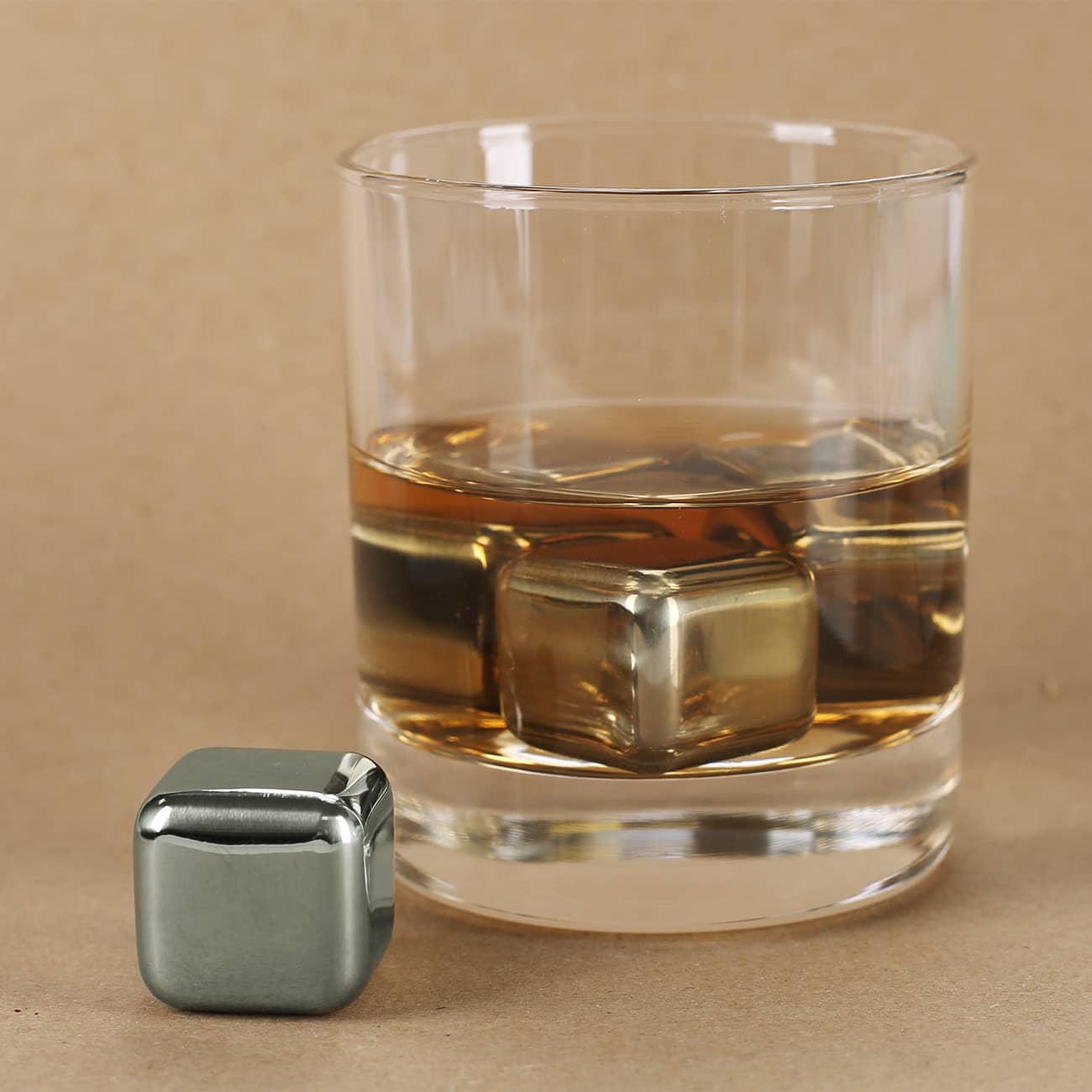 Moderne Art zum Getränke abkühlen