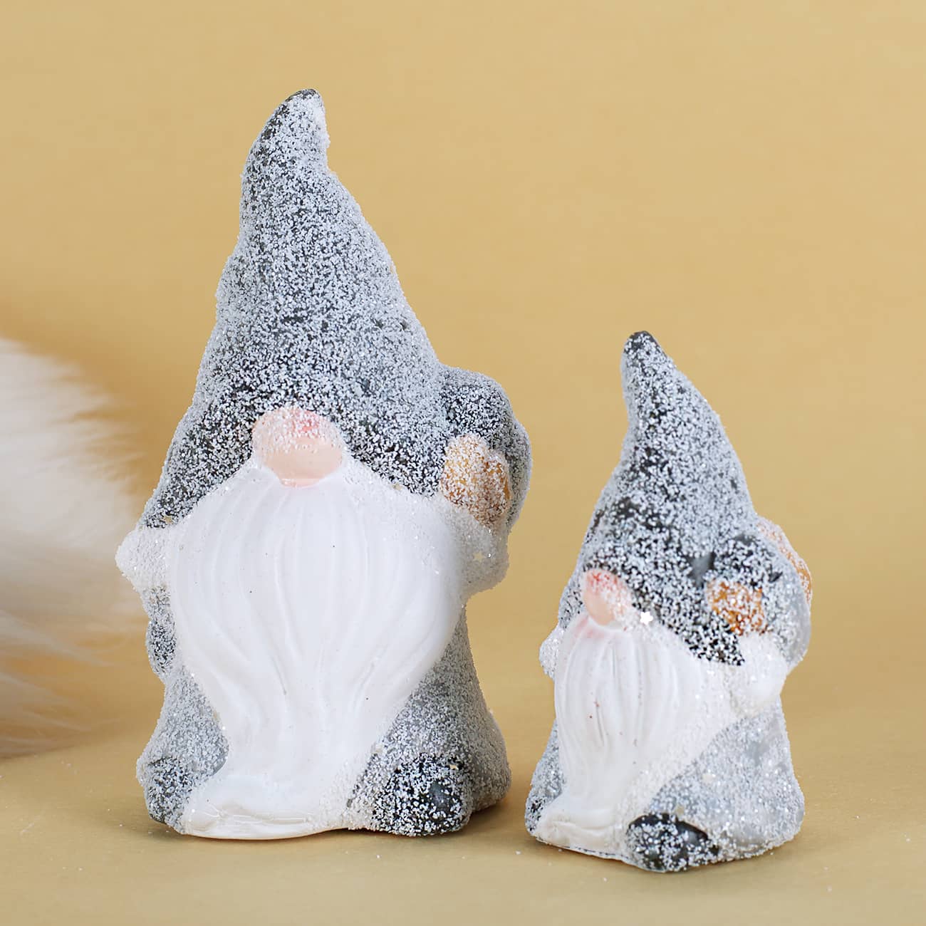 Kleiner oder großer Nikolaus mit Sack