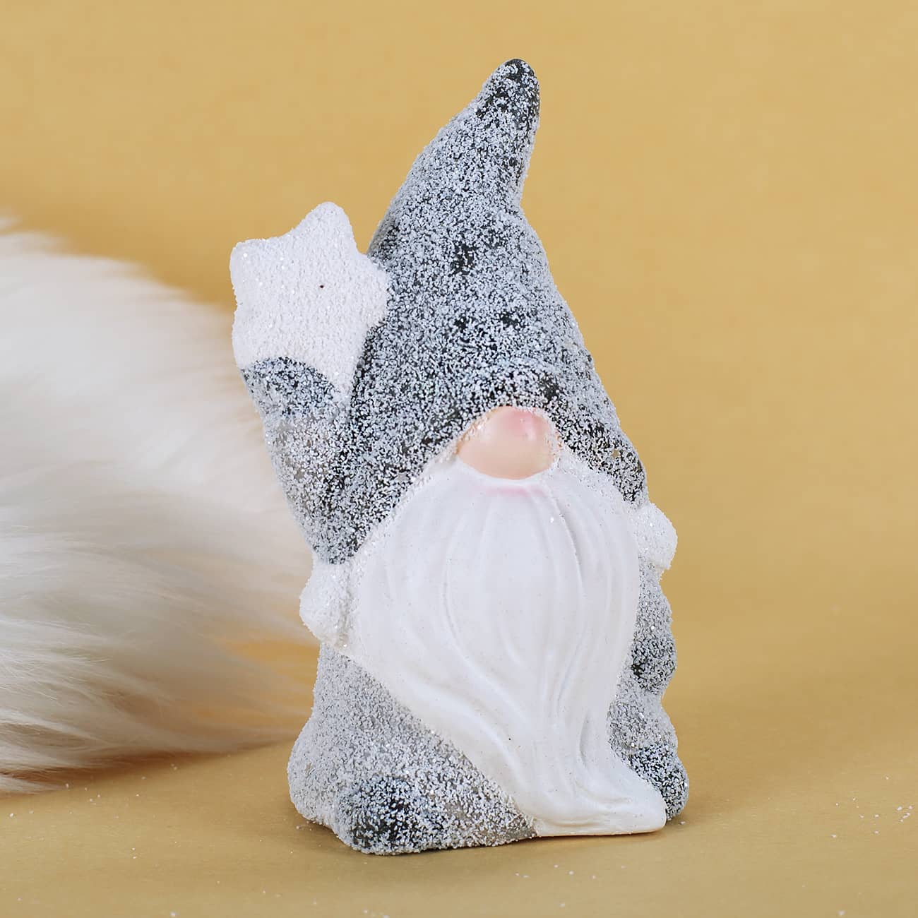 Niedlicher Nikolaus mit Stern