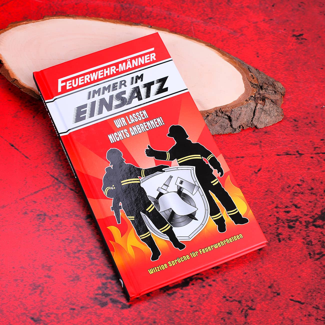 Feuerwehr-Männer im Einsatz - Buch