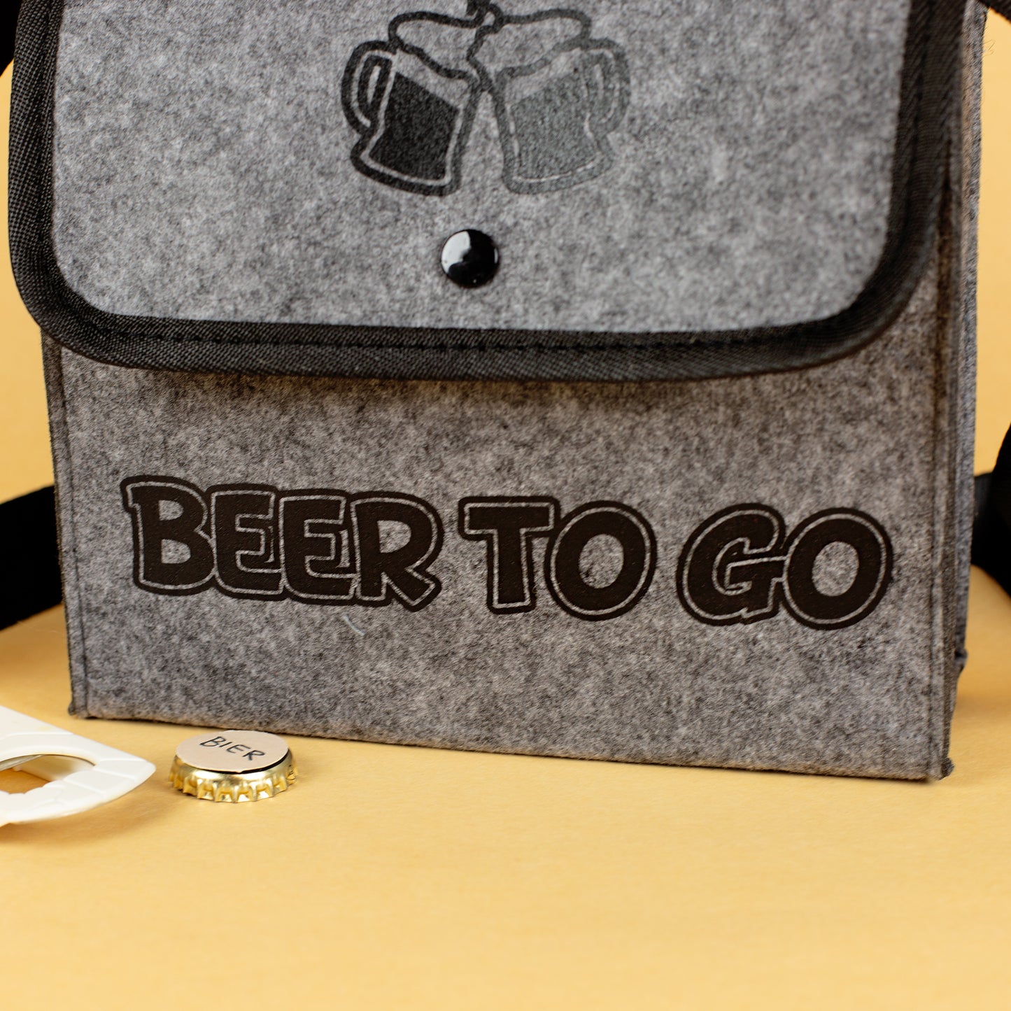 Graue Umhängetasche - Bier to go - für Männer zum Vatertag