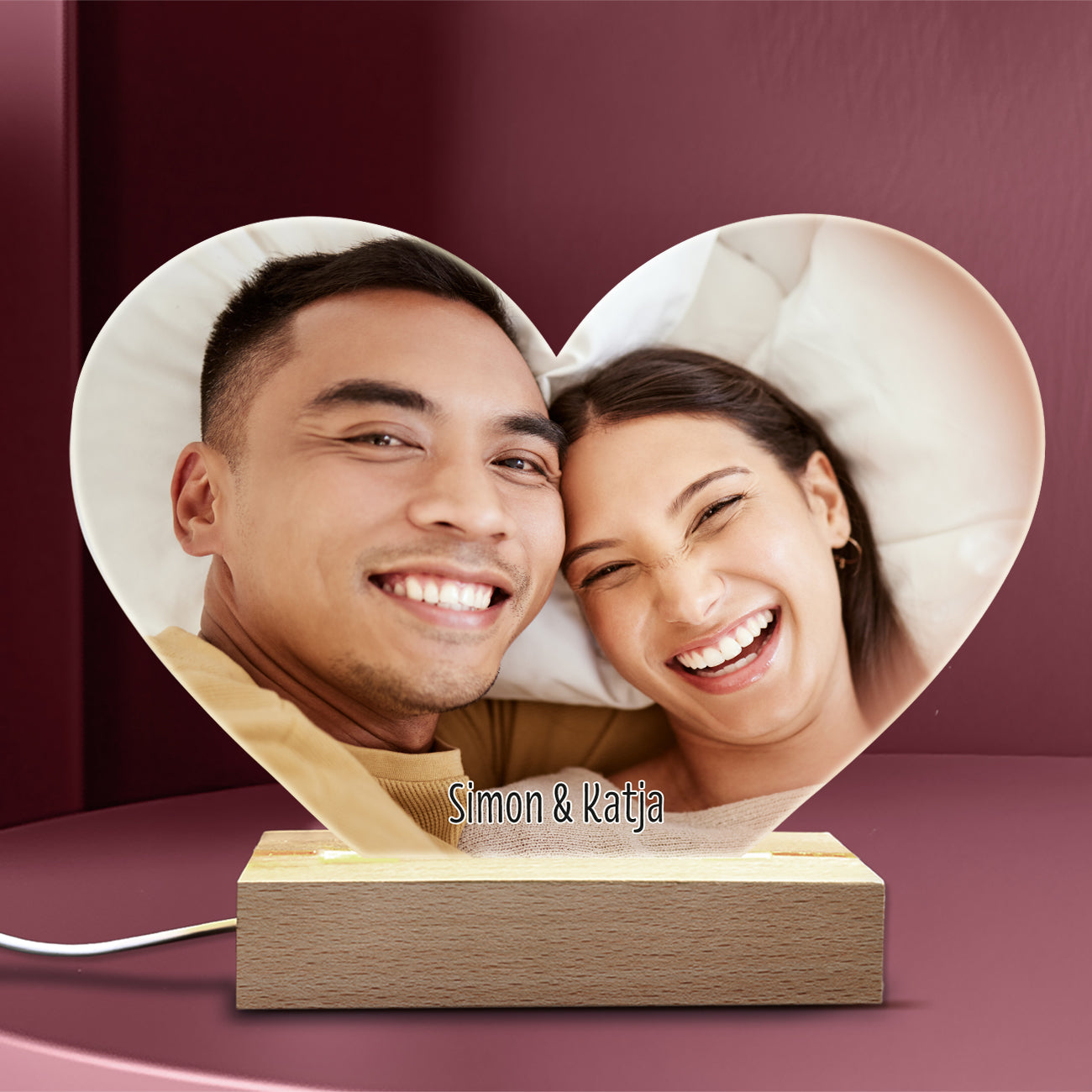 LED Acrylglas Licht in Herzform mit Foto und Namen bedruckt