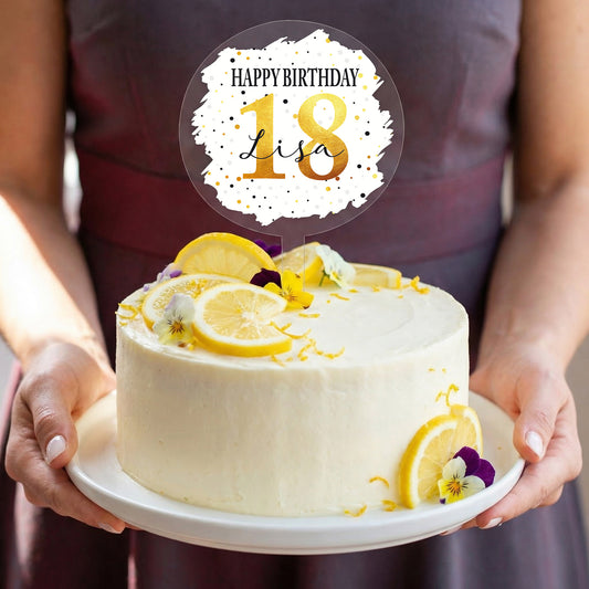 Happy Birthday Tortentopper mit goldener Zahl und personalisiertem Namen auf Geburtstagstorte