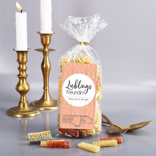 Danke Nudeln für Ihren liebsten Menschen mit Text personalisiert