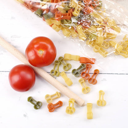 Hartweizennudeln in Penis-Form