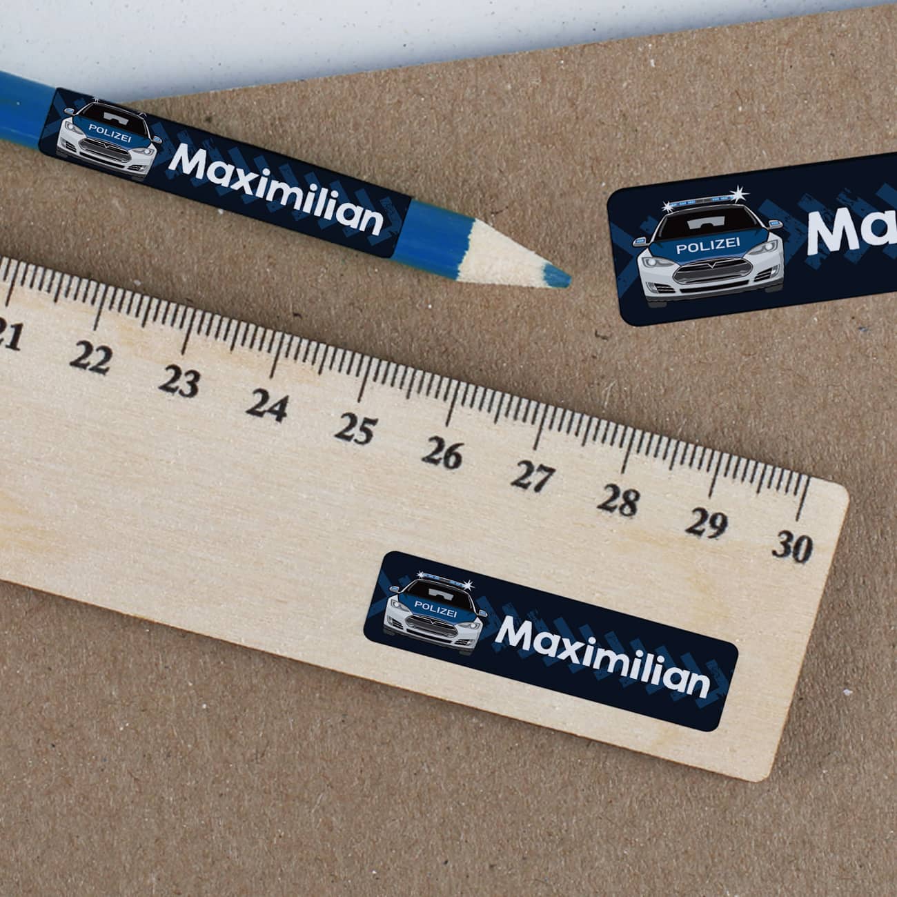 Aufkleber mit Streifenwagen und Name