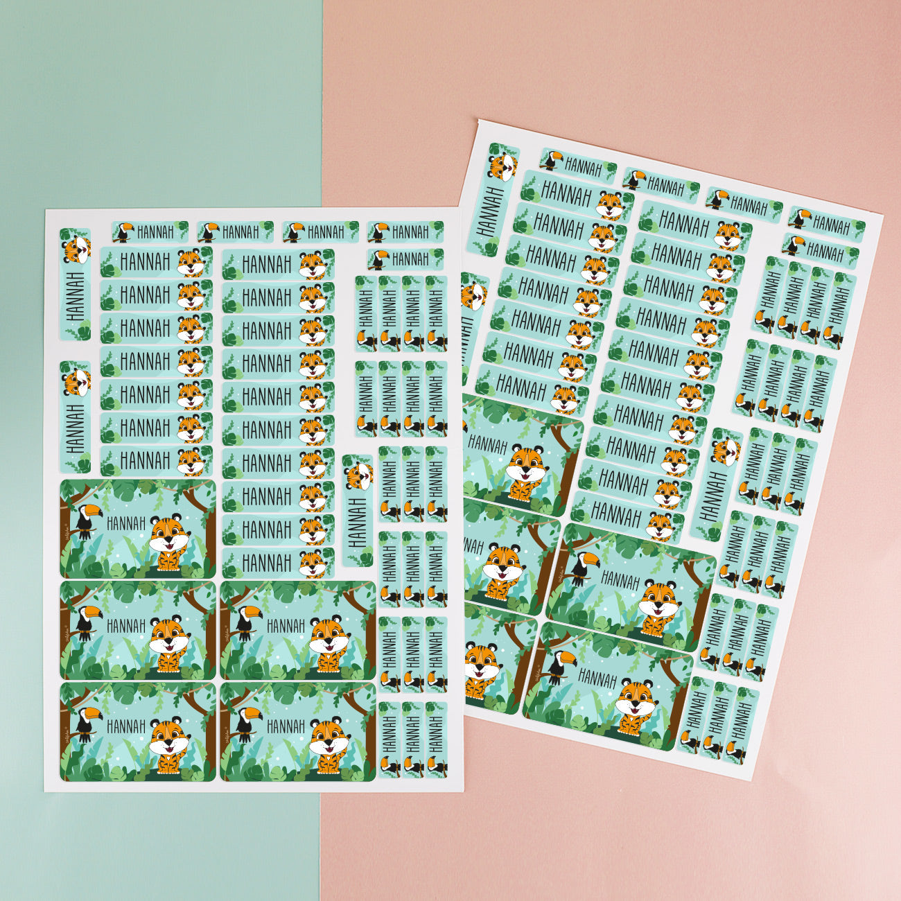 Schulaufkleber im Dschungel-Design mit Tiger & Tukan und Wunschname
