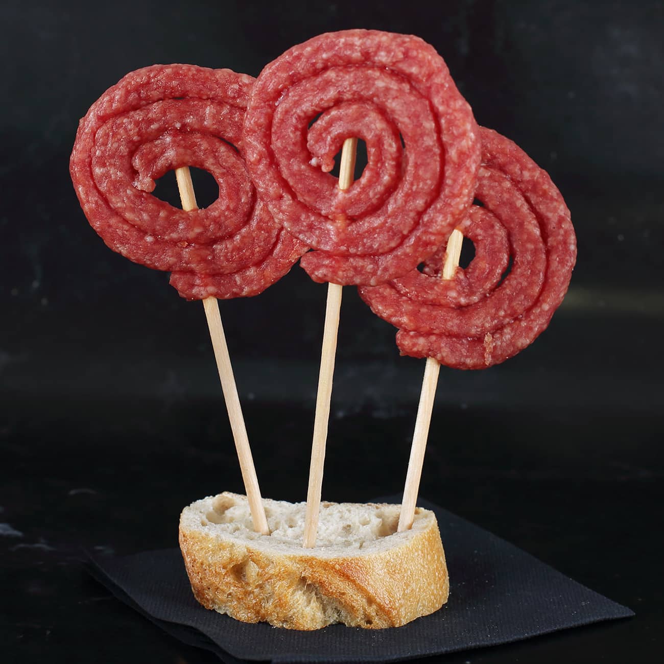 3 Lollies aus Salami