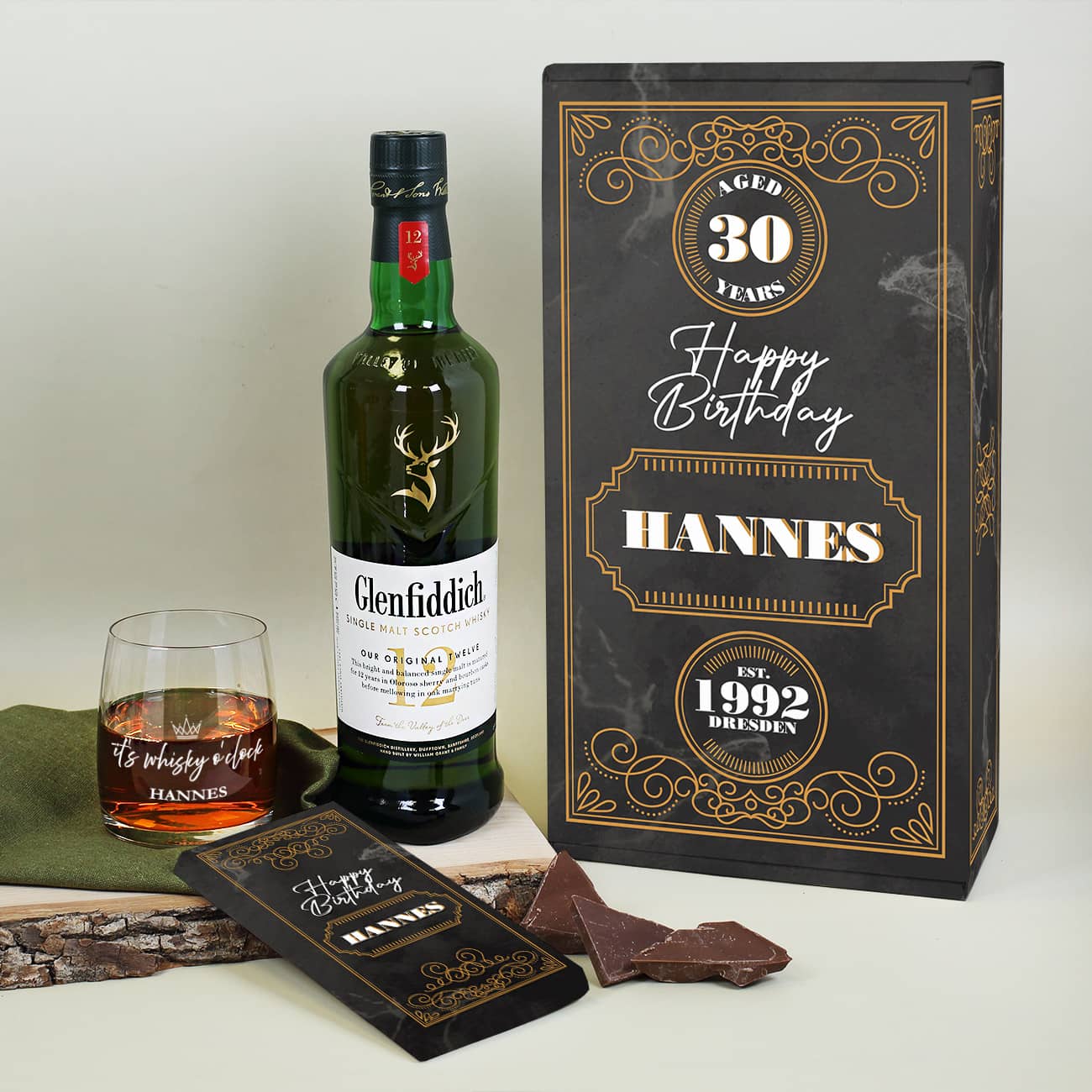 Geschenkset zum Geburtstag mit Glenfiddich Whisky, Whiskyglas, Schokolade und Geschenkbox