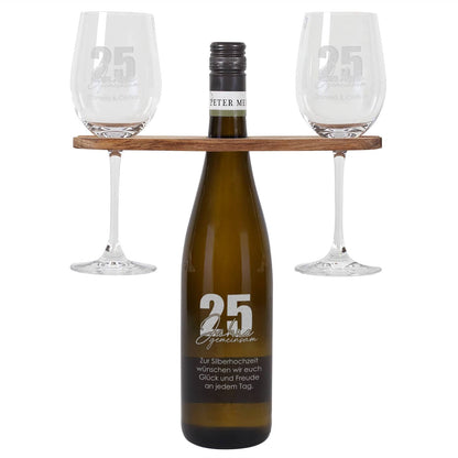25 Jahre gemeinsam - Geschenkset mit gravierten Weingläsern und Weiflasche