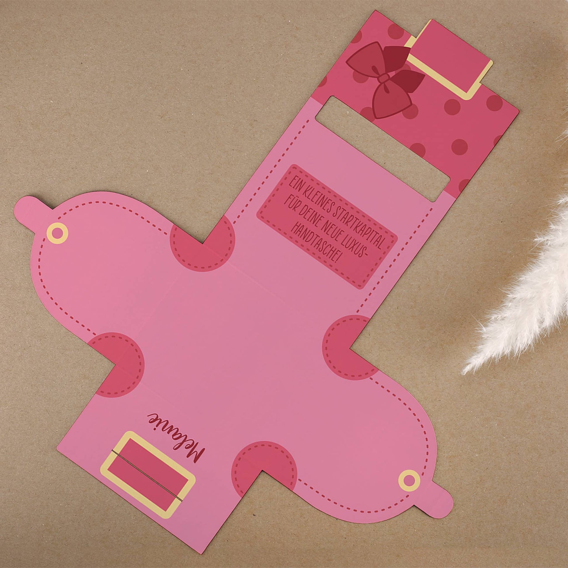 Verpackung vor dem Zusammenfalten