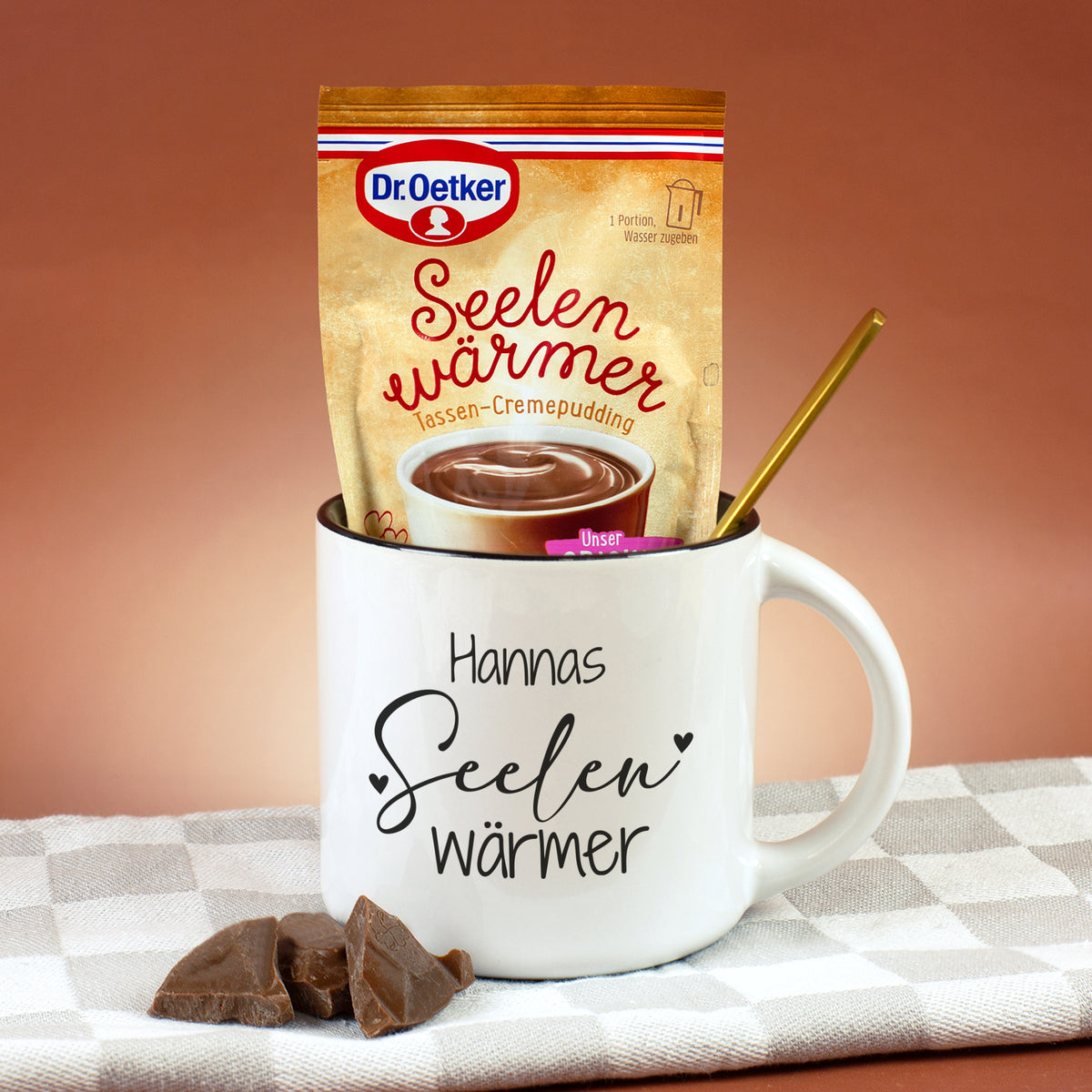 Personalisierte Tasse mit Seelenwärmer Motiv und Tassen-Cremepudding Schokolade