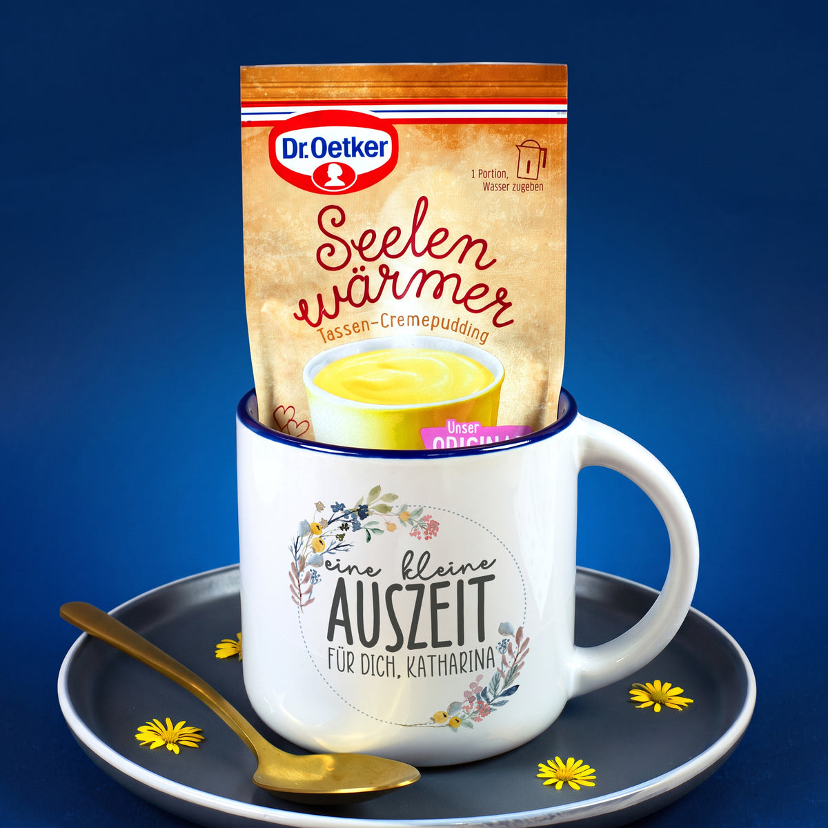 Personalisierte Tasse Eine kleine Auszeit mit Wunschtext und Vanille Tassenpudding