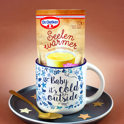 Winterliche Tasse „Baby it's cold outside“ mit Vanille Tassenpudding als Geschenk