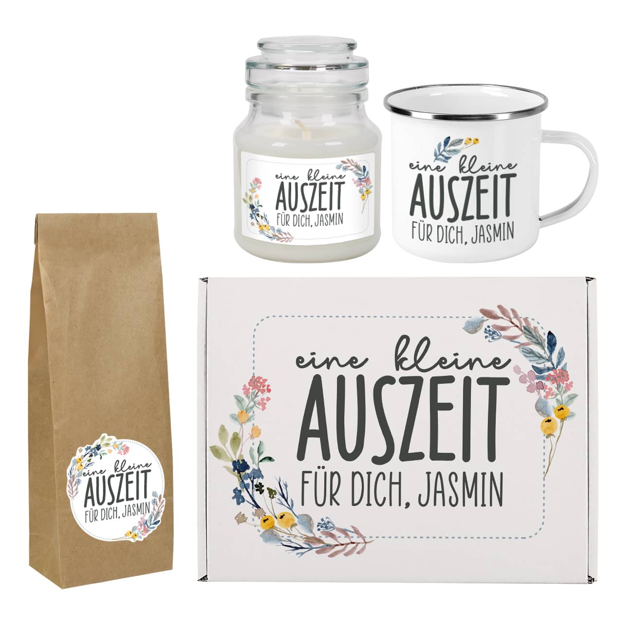 Verpackung, Tasse, Tee und Duftkerze für eine kleine Auszeit