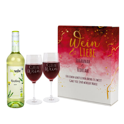 Geschenkset Wein & Liebe mit Biorebe Riesling, zwei gravierten Gläsern und personalisierter Pappbox