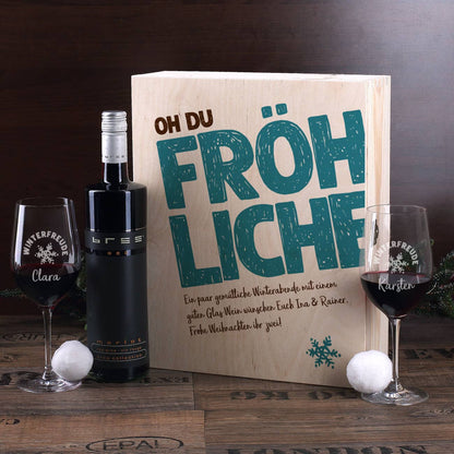 Weihnachtsliches Weinset mit zwei Gläsern