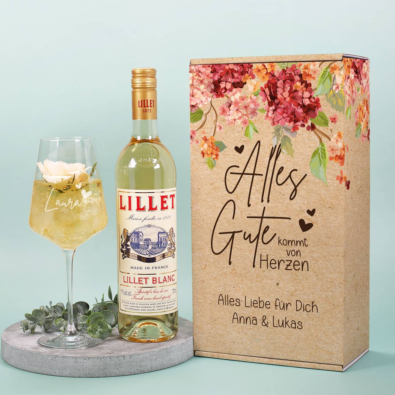 Lillet Geschenkset zum Geburtstag mit gravierten Weinglas und Präsentbox