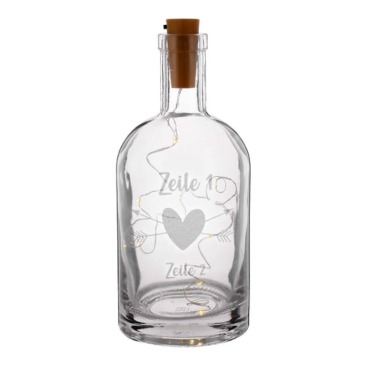 Beleuchtete Glasflasche mit Herz und Wunschtext graviert
