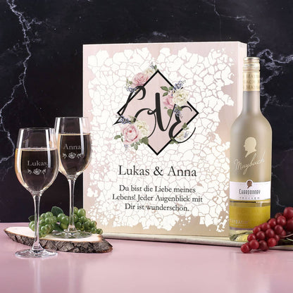 Maybach Weißweinset zum Valentinstag mit gravierten Gläsern und bedruckter Holzbox