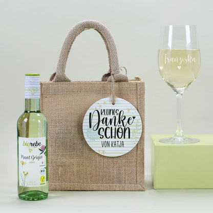 Set mit Wein als kleines Dankeschön