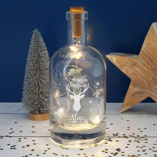 Glaskaraffe mit Rentier und Ihrem Wunschnamen graviert